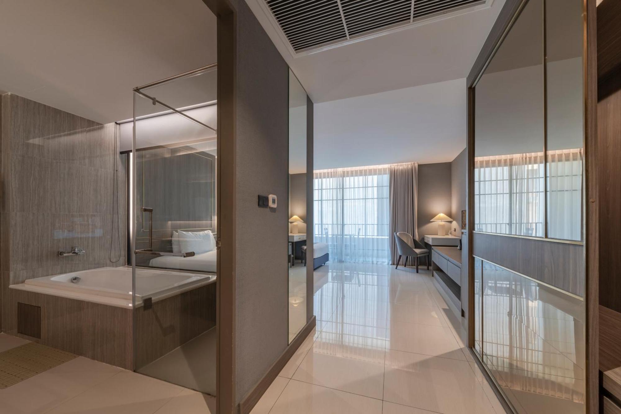 Mandarin Eastville, Pattaya - Sha Extra Plus Exterior photo