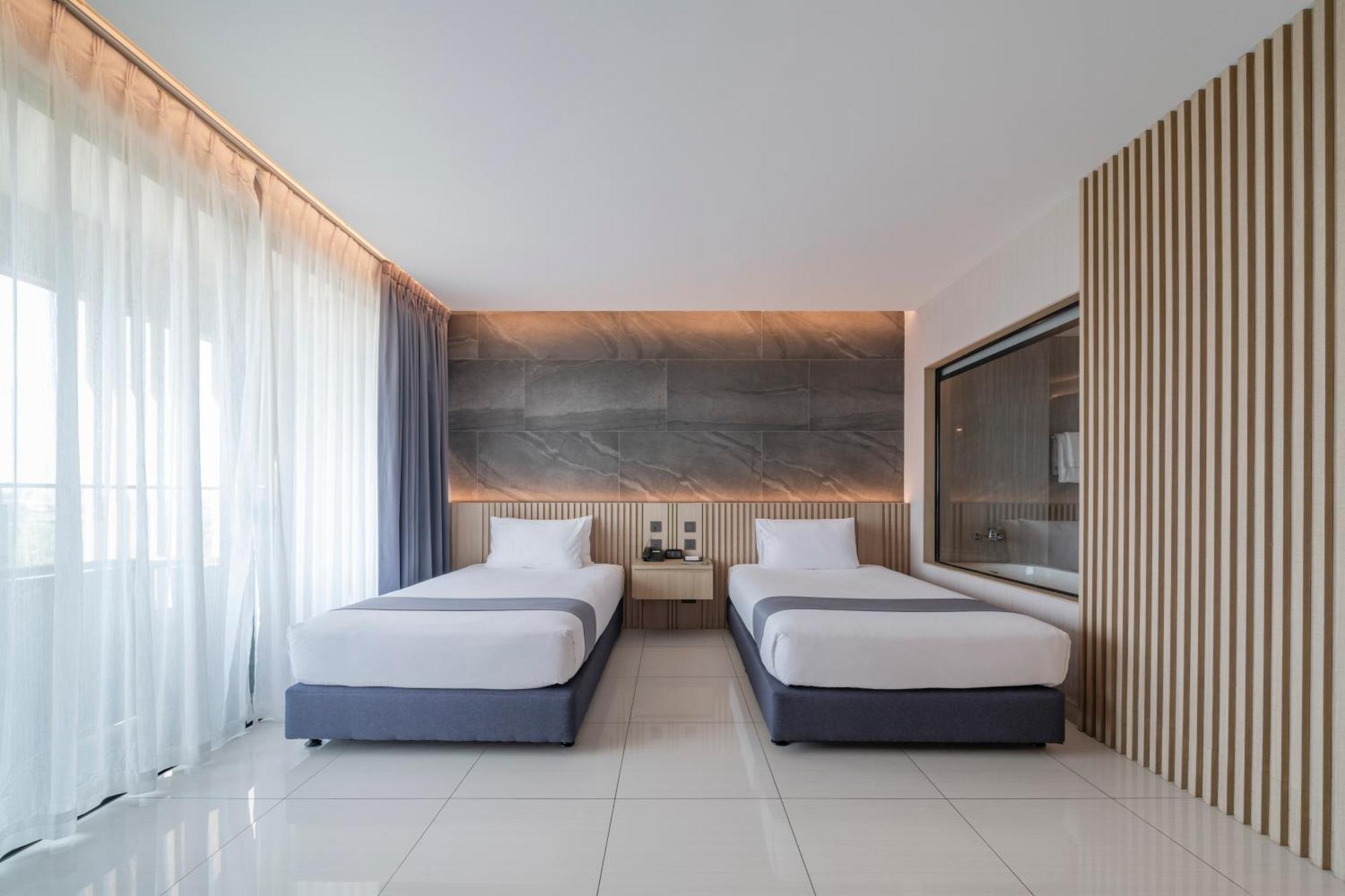 Mandarin Eastville, Pattaya - Sha Extra Plus Exterior photo