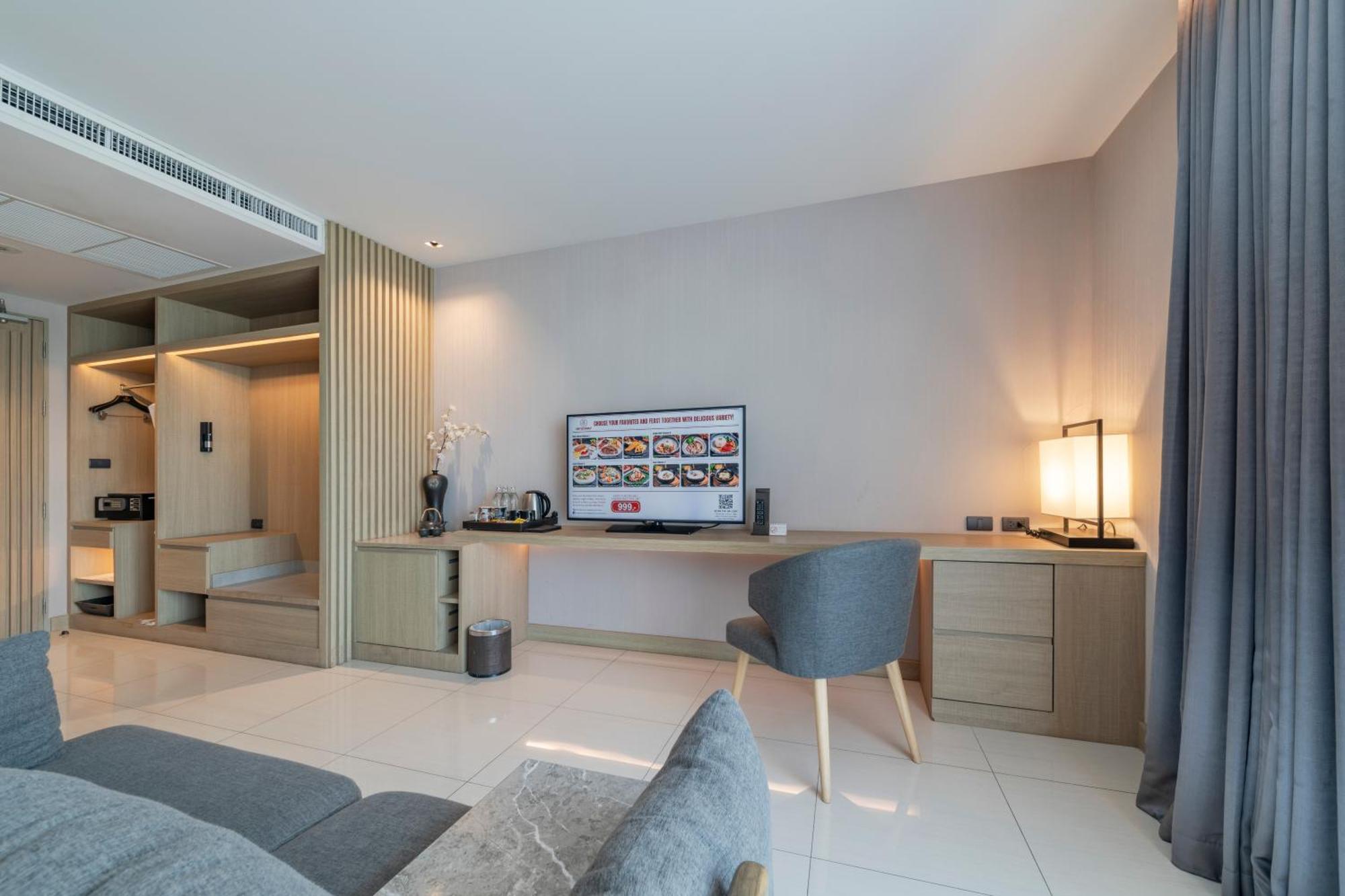 Mandarin Eastville, Pattaya - Sha Extra Plus Exterior photo