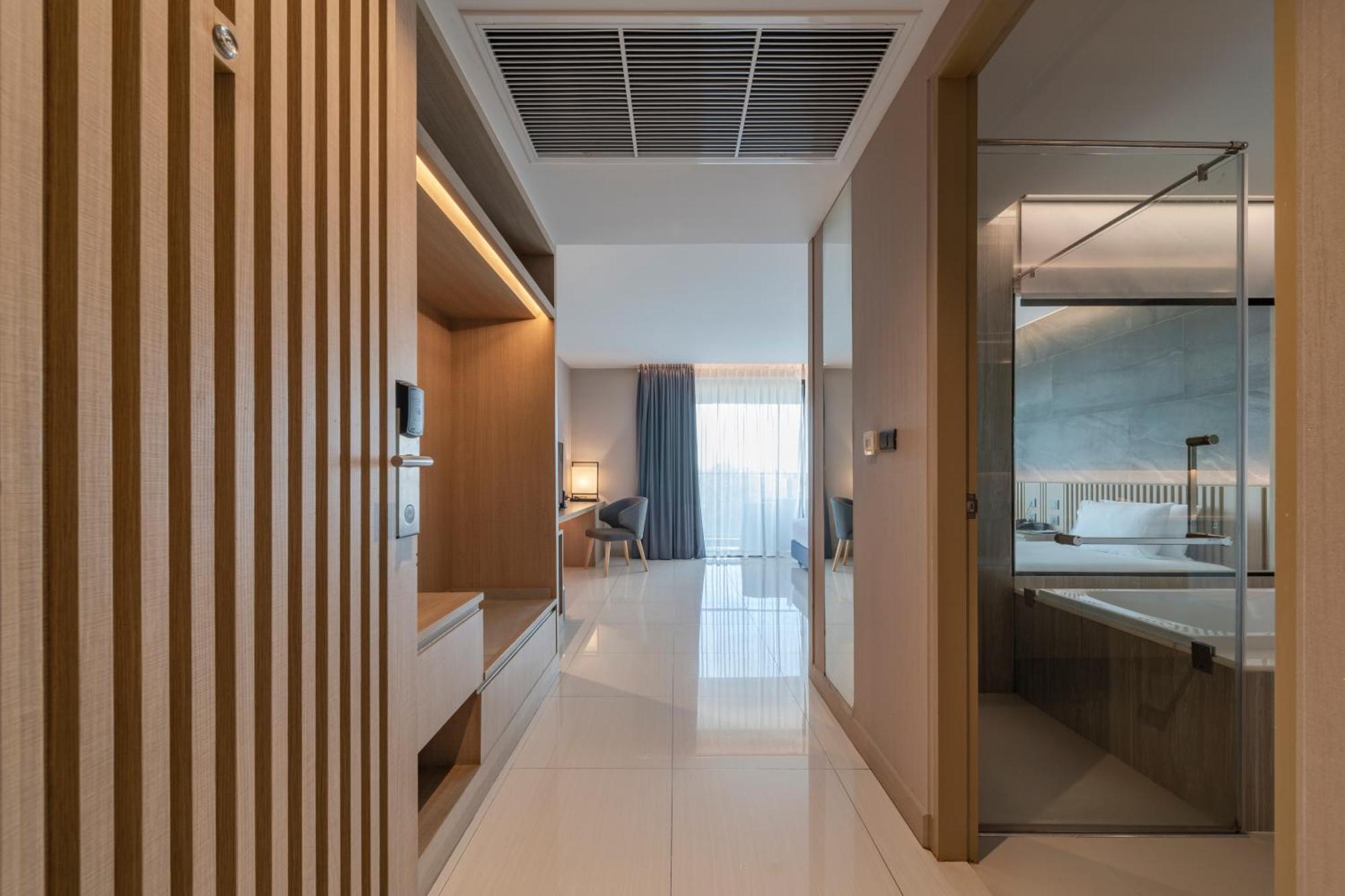 Mandarin Eastville, Pattaya - Sha Extra Plus Exterior photo
